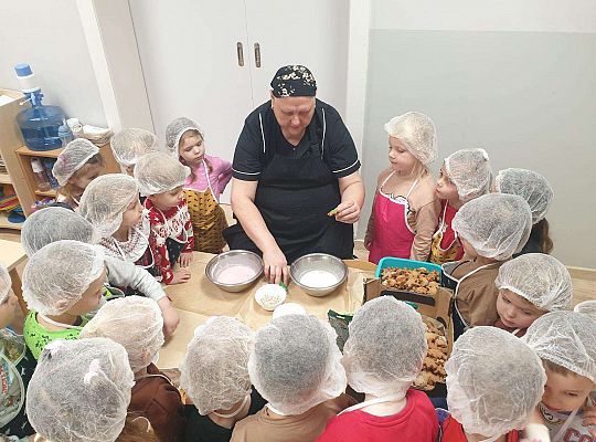 Gr. II Ozdabiamy pierniczki