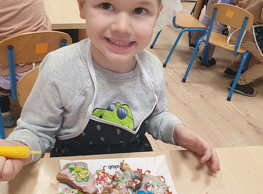 Gr. II Ozdabiamy pierniczki