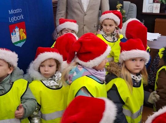 Gr.III Świateczna wizyta u Burmistrza oraz spacer po Lęborku
