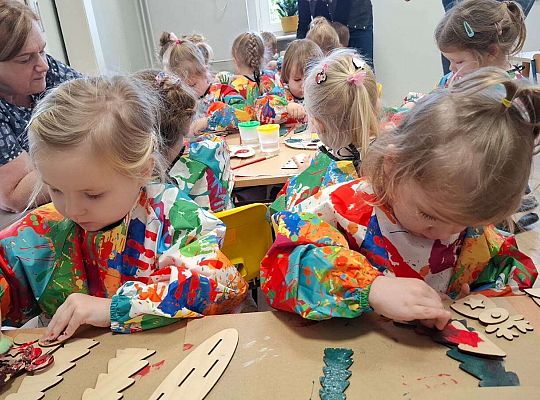 Gr. I Warsztaty zdobienia ozdób świątecznych