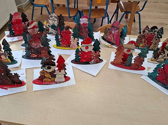 Gr. I Warsztaty zdobienia ozdób świątecznych