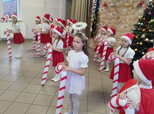 Gr.IV Występ w SDS "Lwiątko "