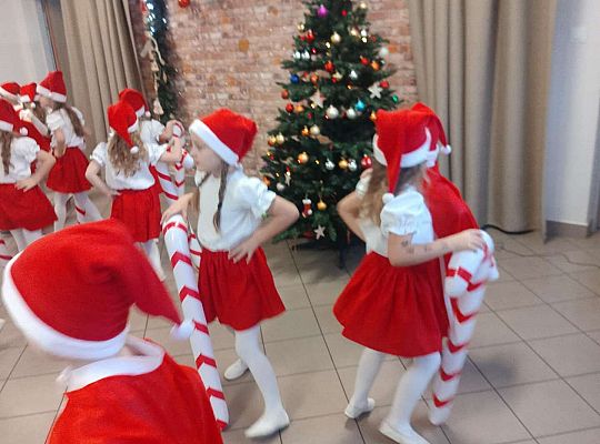 Gr.IV Występ w SDS "Lwiątko "