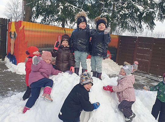 Gr. II Zabawy na śniegu