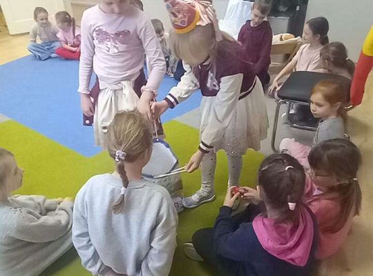 Gr.IV Urodziny Zosi i Zuzi