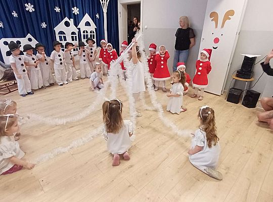 Gr. I Dzień Babci I Dziadka