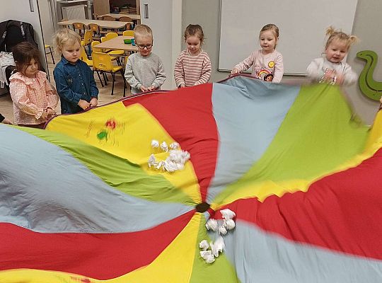 Gr. I Zabawy i eksperymenty ze śniegiem