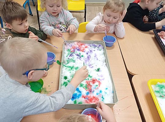 Gr. I Zabawy i eksperymenty ze śniegiem