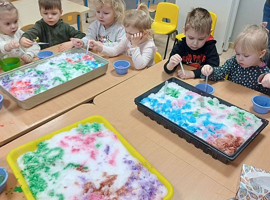 Gr. I Zabawy i eksperymenty ze śniegiem