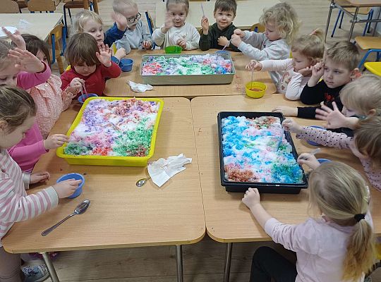 Gr. I Zabawy i eksperymenty ze śniegiem