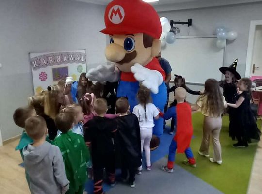 Gr.III i IV Bal Karnawałowy