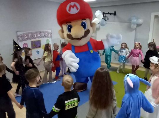 Gr.III i IV Bal Karnawałowy