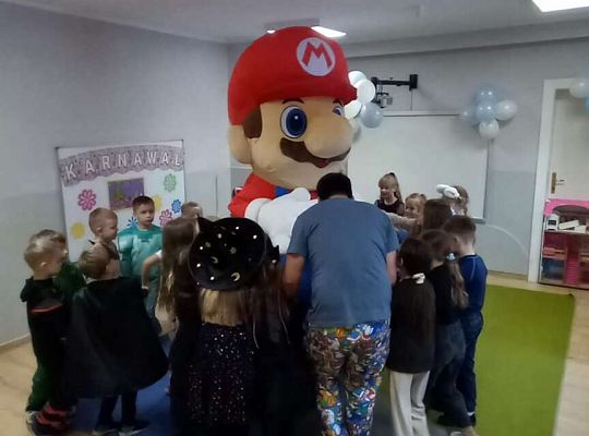 Gr.III i IV Bal Karnawałowy