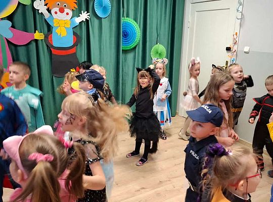 Gr.III i IV Bal Karnawałowy