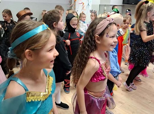 Gr.III i IV Bal Karnawałowy