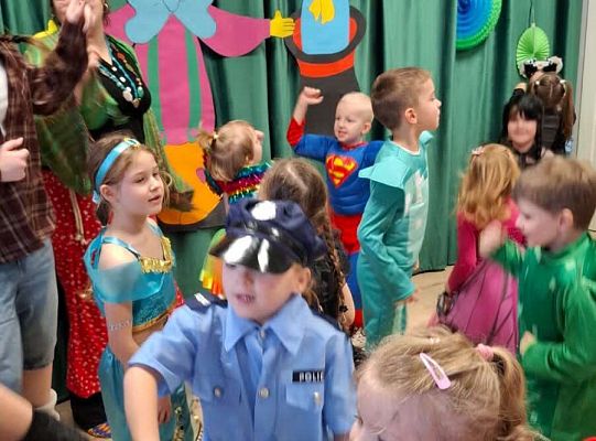 Gr.III i IV Bal Karnawałowy