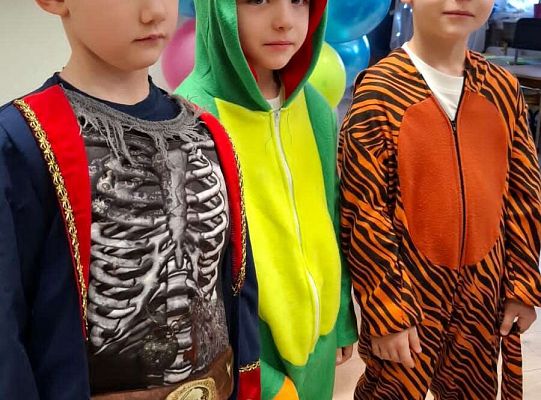 Gr.III i IV Bal Karnawałowy