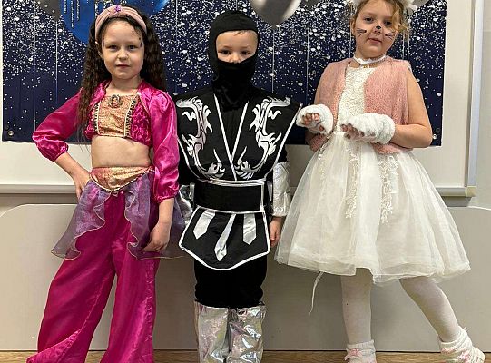 Gr.III i IV Bal Karnawałowy