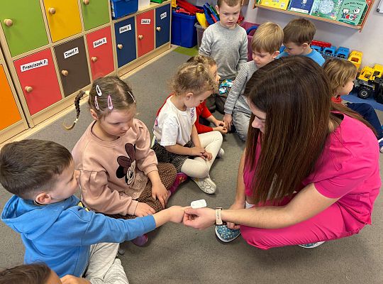 Gr. II Spotkanie z pielęgniarką- mama Ilonki