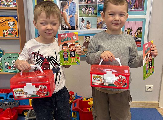 Gr. II  Zabawy w kąciku lekarskim