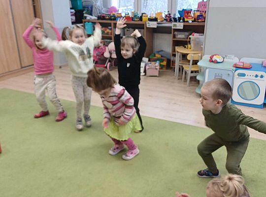 Gr. I W zdrowym ciele zdrowy duch, wie to każdy mały zuch. - Projekt edukacyjny