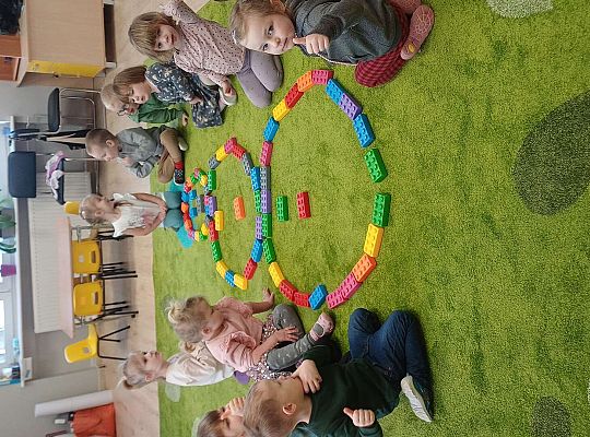 Gr. I W zdrowym ciele zdrowy duch, wie to każdy mały zuch. - Projekt edukacyjny