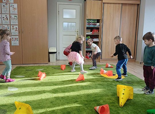 Gr. I W zdrowym ciele zdrowy duch, wie to każdy mały zuch. - Projekt edukacyjny