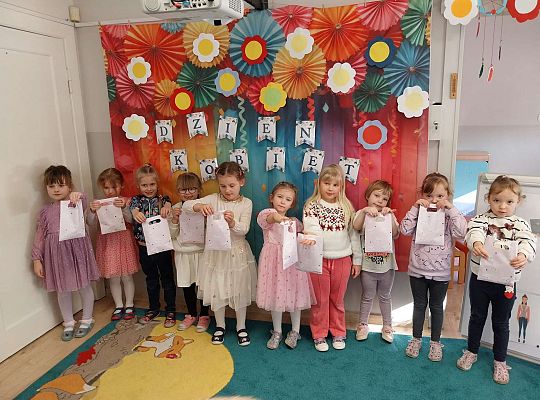 Gr.III Dzień Kobiet