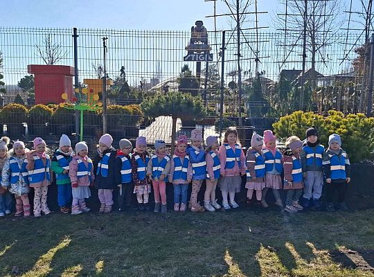 Gr. I Wyjście do Centrum ogrodniczego NIWIA oraz sadzenie kwiatów