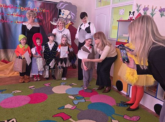 IV Miedzyprzedszkolny Konkurs Recytatorski "Polscy poeci dzieciom"