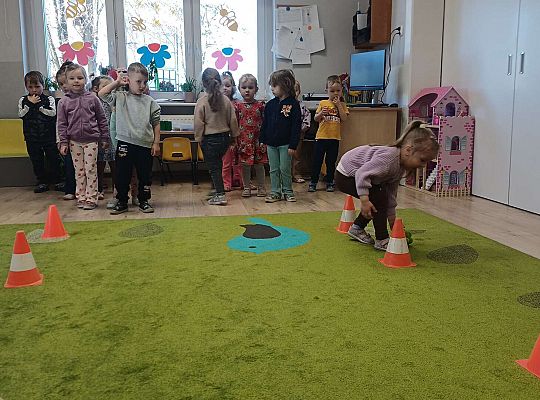 Gr. I W zdrowym ciele zdrowy duch, wie to każdy mały zuch. - Projekt edukacyjny