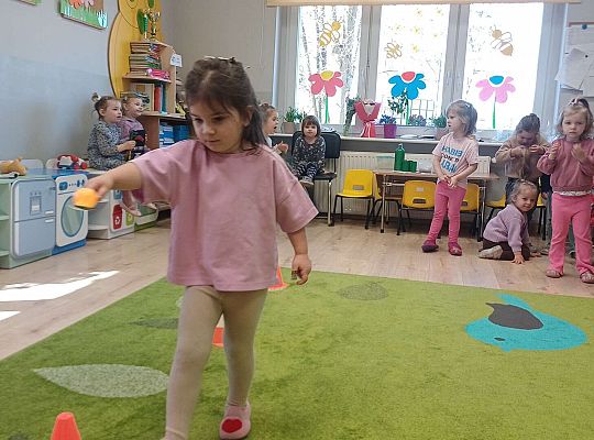 Gr. I W zdrowym ciele zdrowy duch, wie to każdy mały zuch. - Projekt edukacyjny