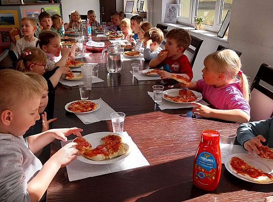 Gr.III Dzień z pizzą