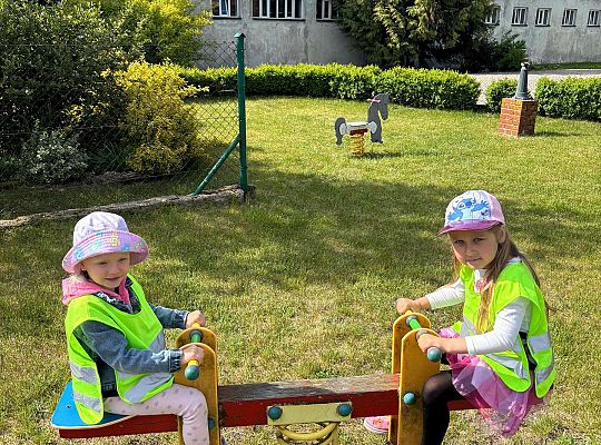 Gr. II Dzień Dziecka.  Stadnina koni w Nowęcinie.