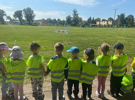 Gr. II Dzień Dziecka.  Stadnina koni w Nowęcinie.