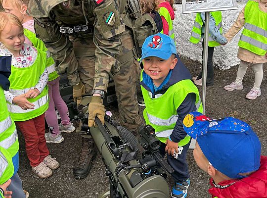 Gr. II Wycieczka do Jednostki wojskowej