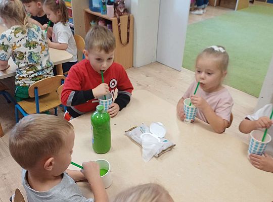Gr. II Ćwiczenia oddechowe- zabawa z pianą