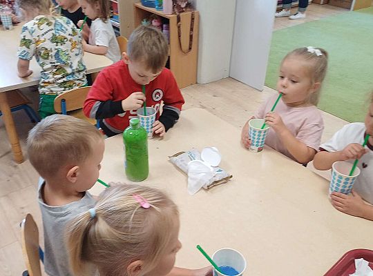 Gr. II Ćwiczenia oddechowe- zabawa z pianą