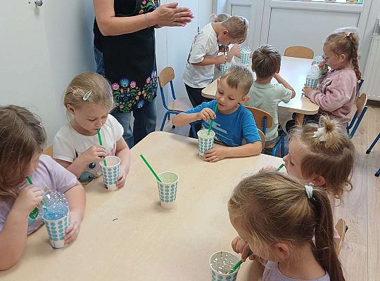 Gr. II Ćwiczenia oddechowe- zabawa z pianą
