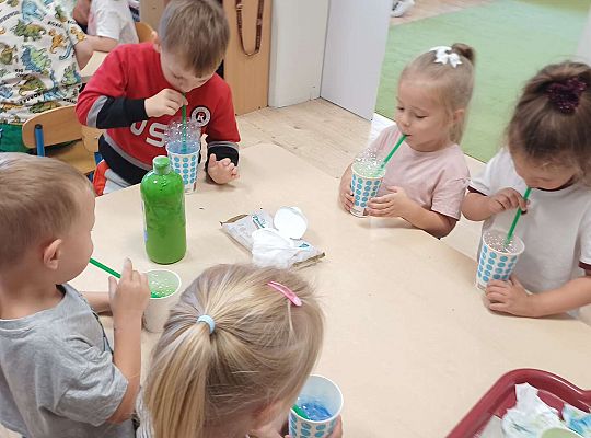 Gr. II Ćwiczenia oddechowe- zabawa z pianą