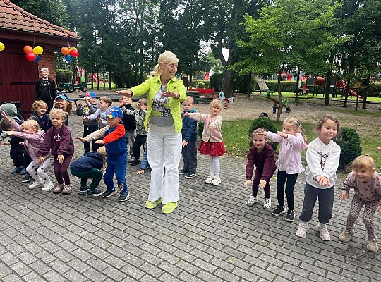 " Dzień Przedszkolaka - radość zabawa, niech trwa sportowa dziś olimpiada"