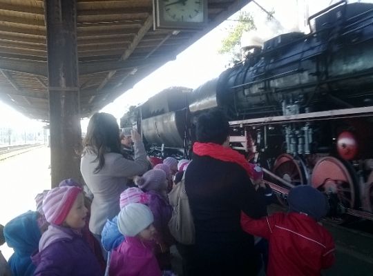 Zwiedzanie dworca kolejowego