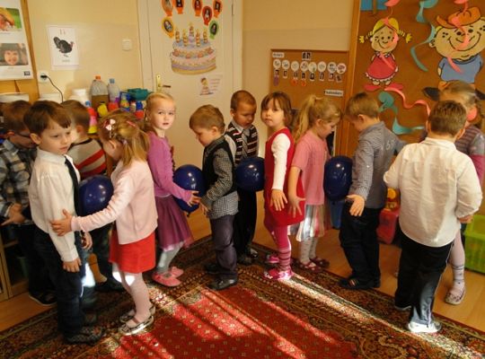 taniec z balonami
grupa III