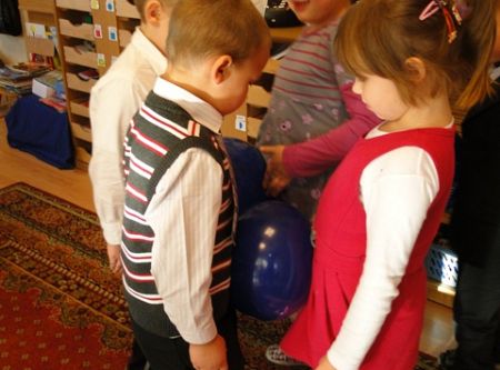 taniec z balonami
grupa III