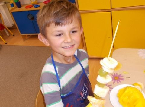 Owocowe szaszłyki gr iv