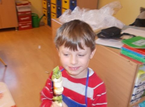 Owocowe szaszłyki gr iv