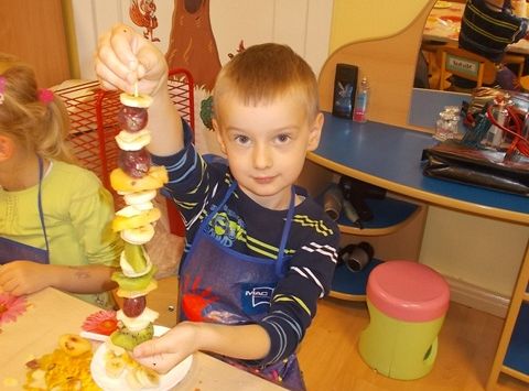 Owocowe szaszłyki gr iv