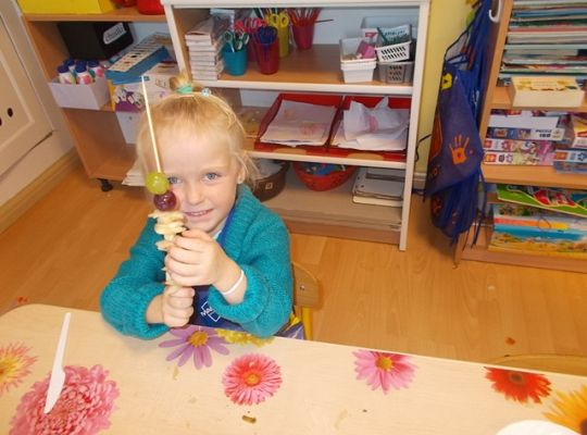 Owocowe szaszłyki gr iv