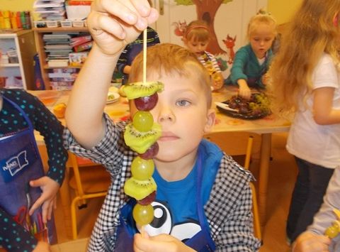 Owocowe szaszłyki gr iv