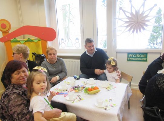 Maluchy dzien babci cz2